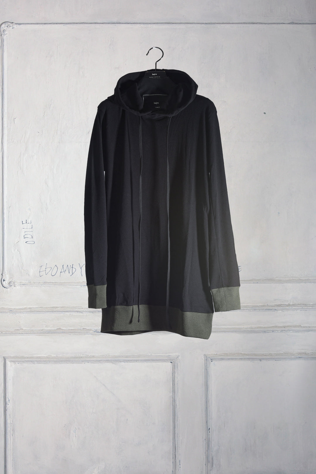 160UK01[B]